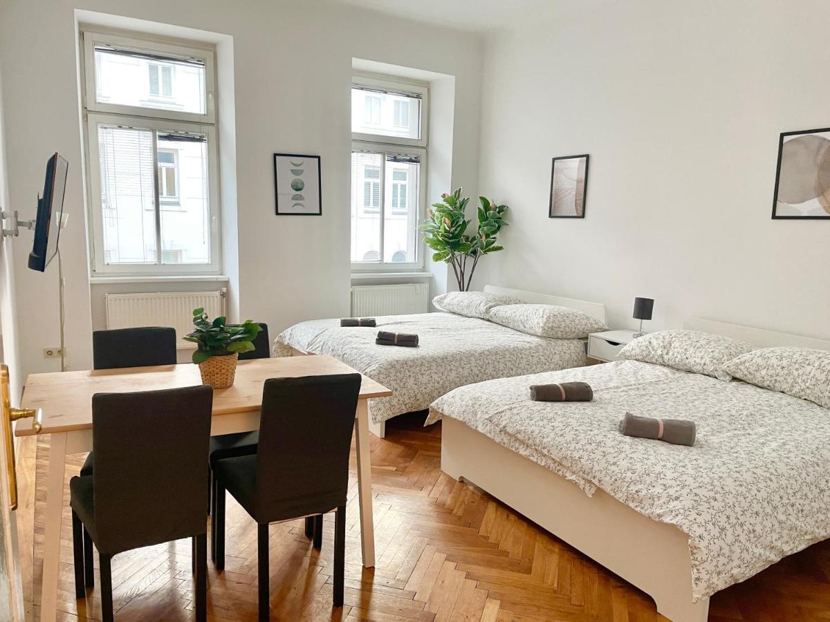 Calm & Sunny Wien